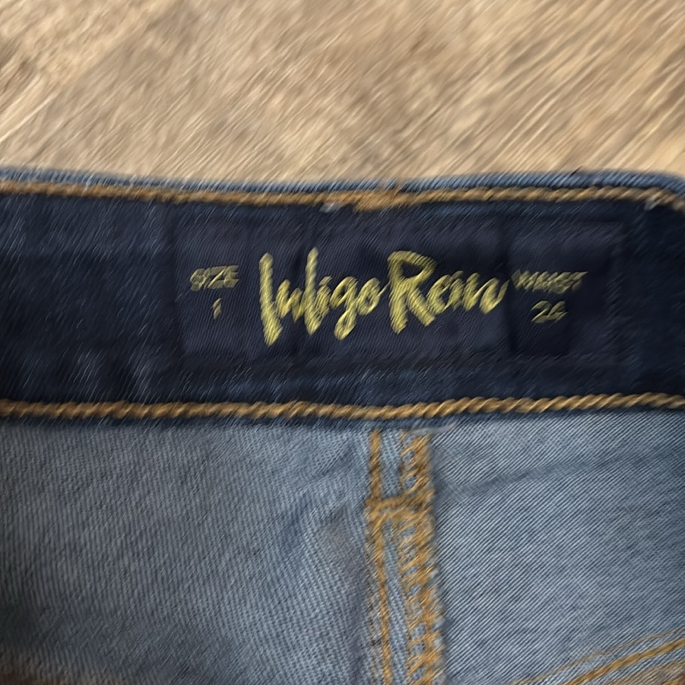 Super high waisted, indigo rain five button denim short ripped size 1 or 24 - Picture 5 of 8